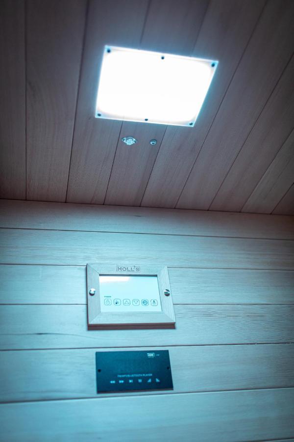 Suite L'Echappee: Romantic Spa Retreat with Private Sauna Pezarches Exterior photo